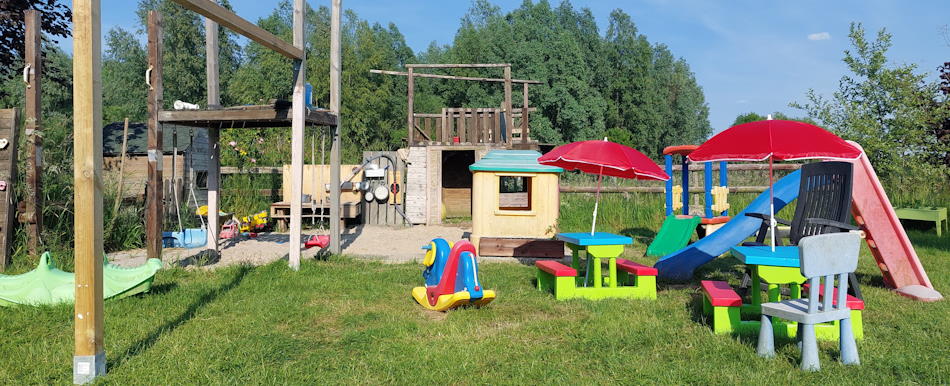 Unser Spielplatz im Garten